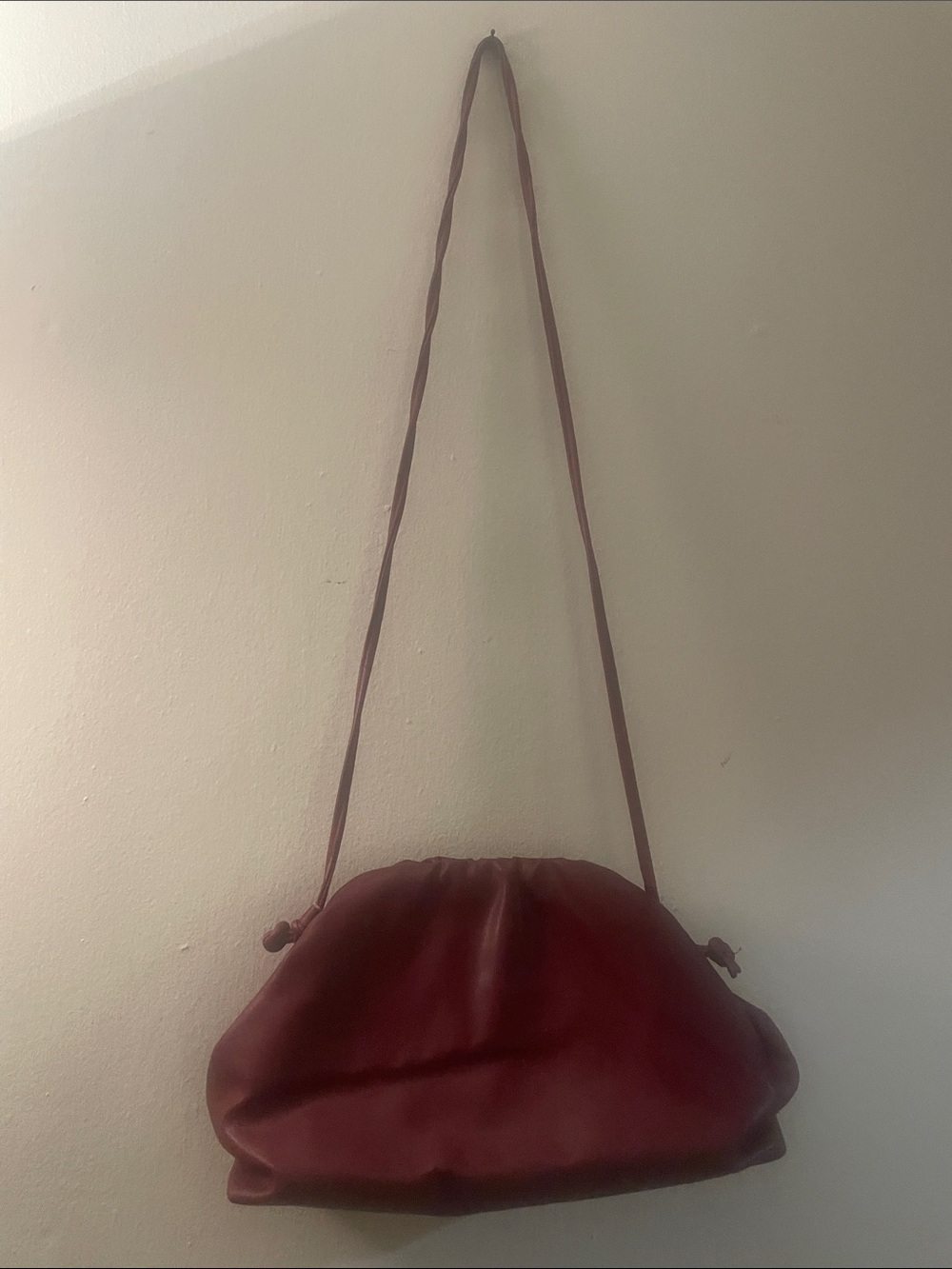 Source Unknown Burgundy Leather Shoulder Bag - Picture 9 of 10